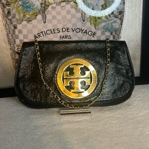 EUC tory Burch black Patton, leather clutch with unbranded Crossbody insert